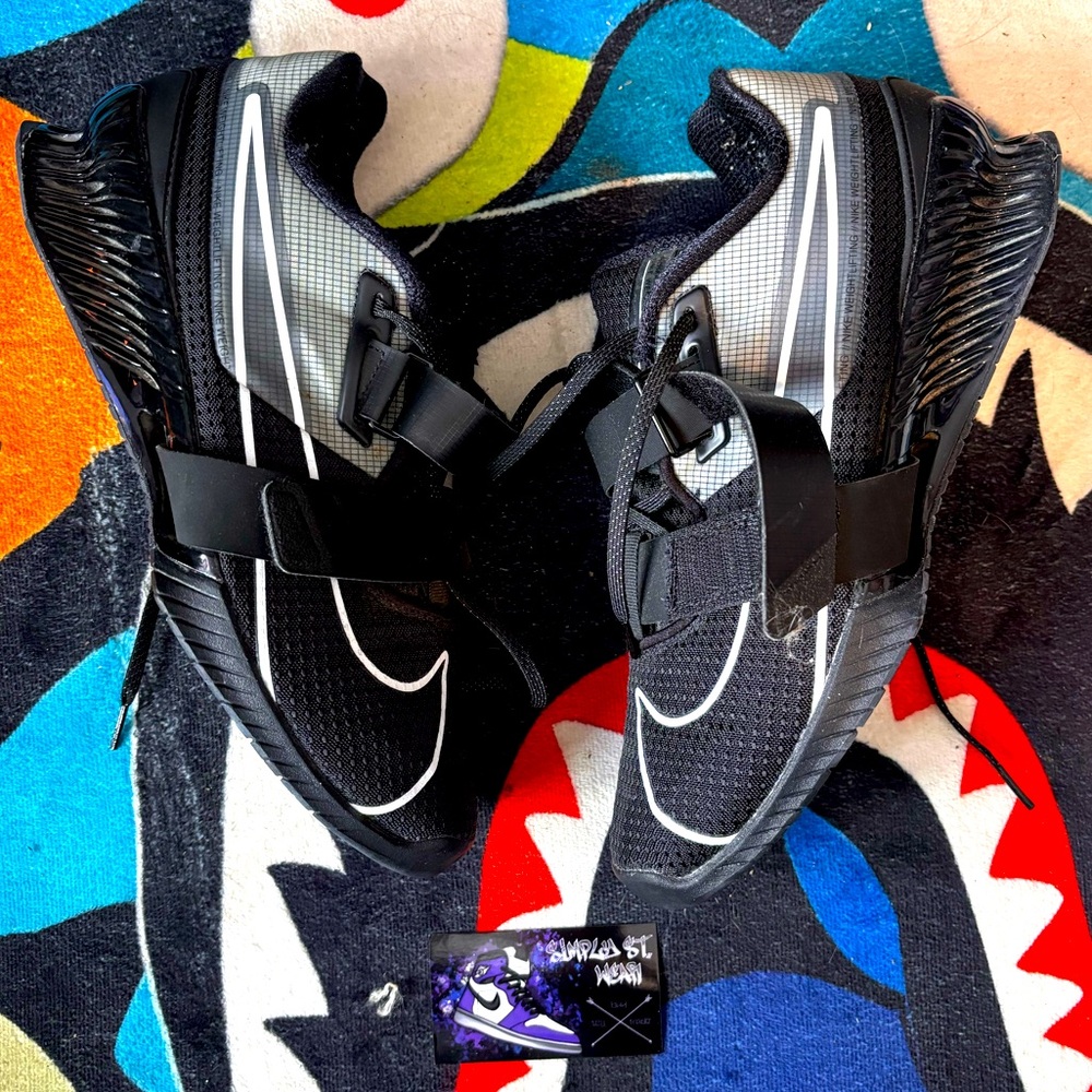 Romaleos 4 “Black&White”